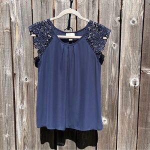 Loft navy blue lace cap sleeve blouse top size small